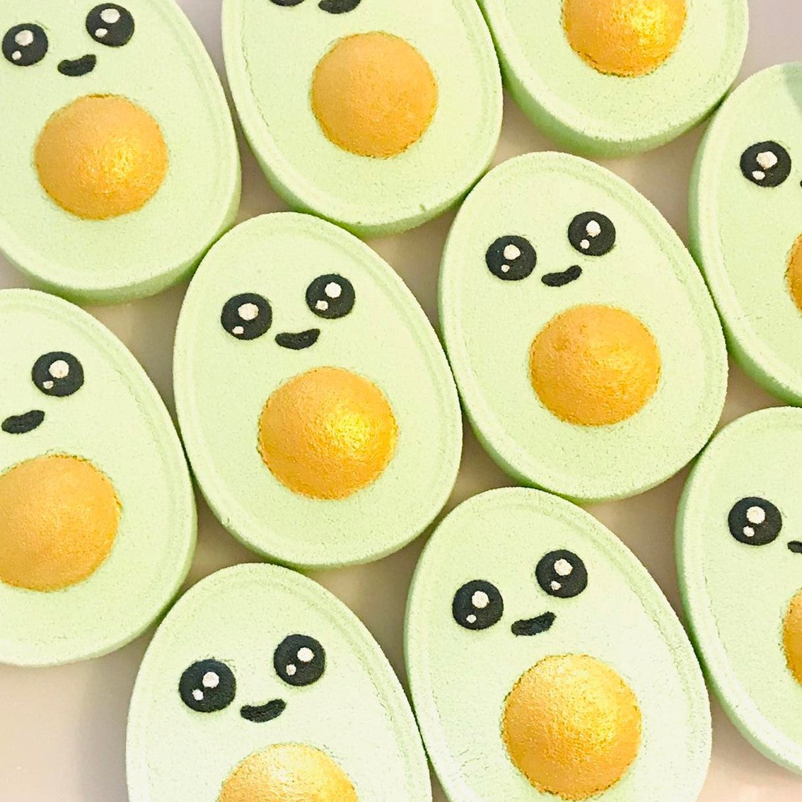 Avocado Bath Bomb Approx. 235g