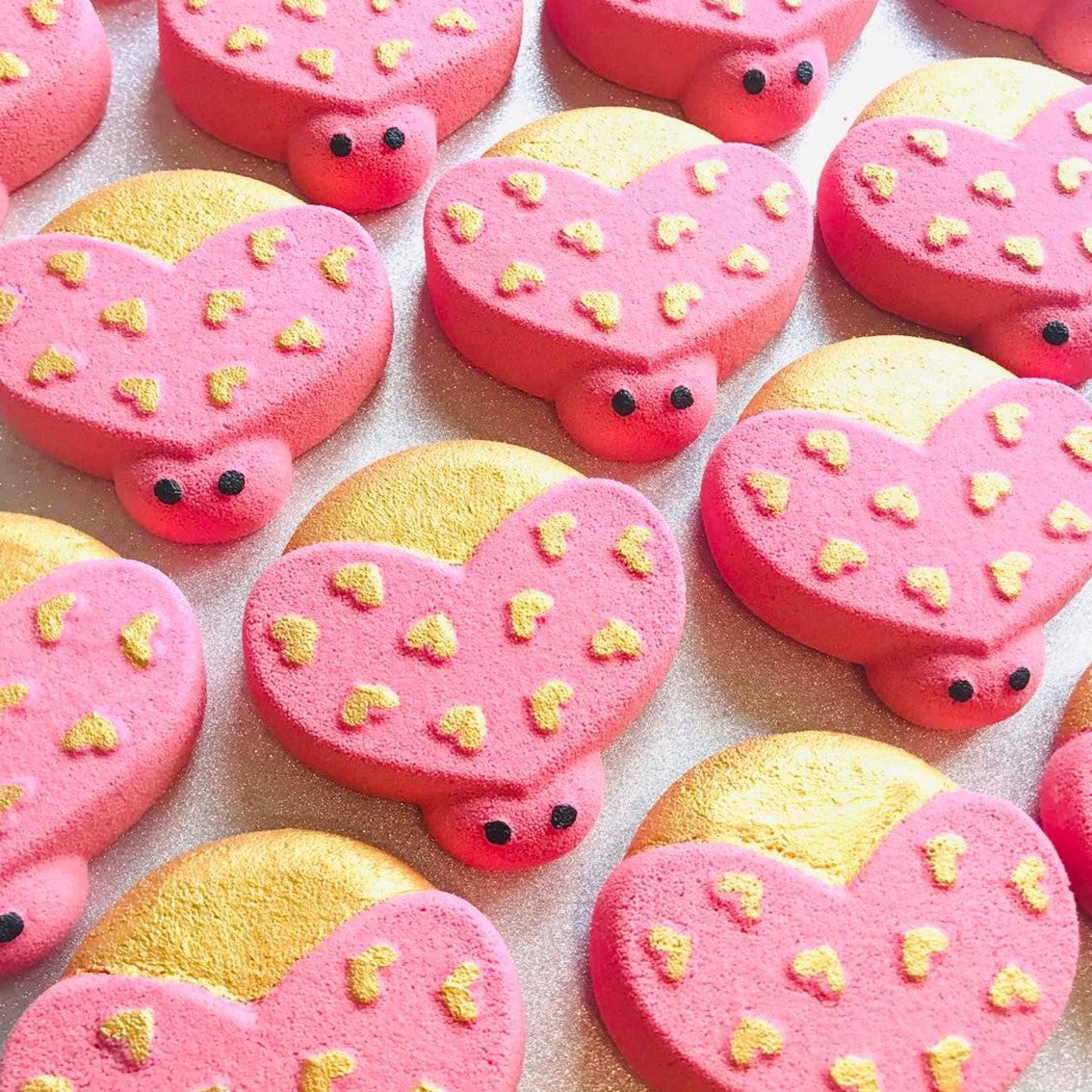 Ladybug Bath Bomb Approx. 150g