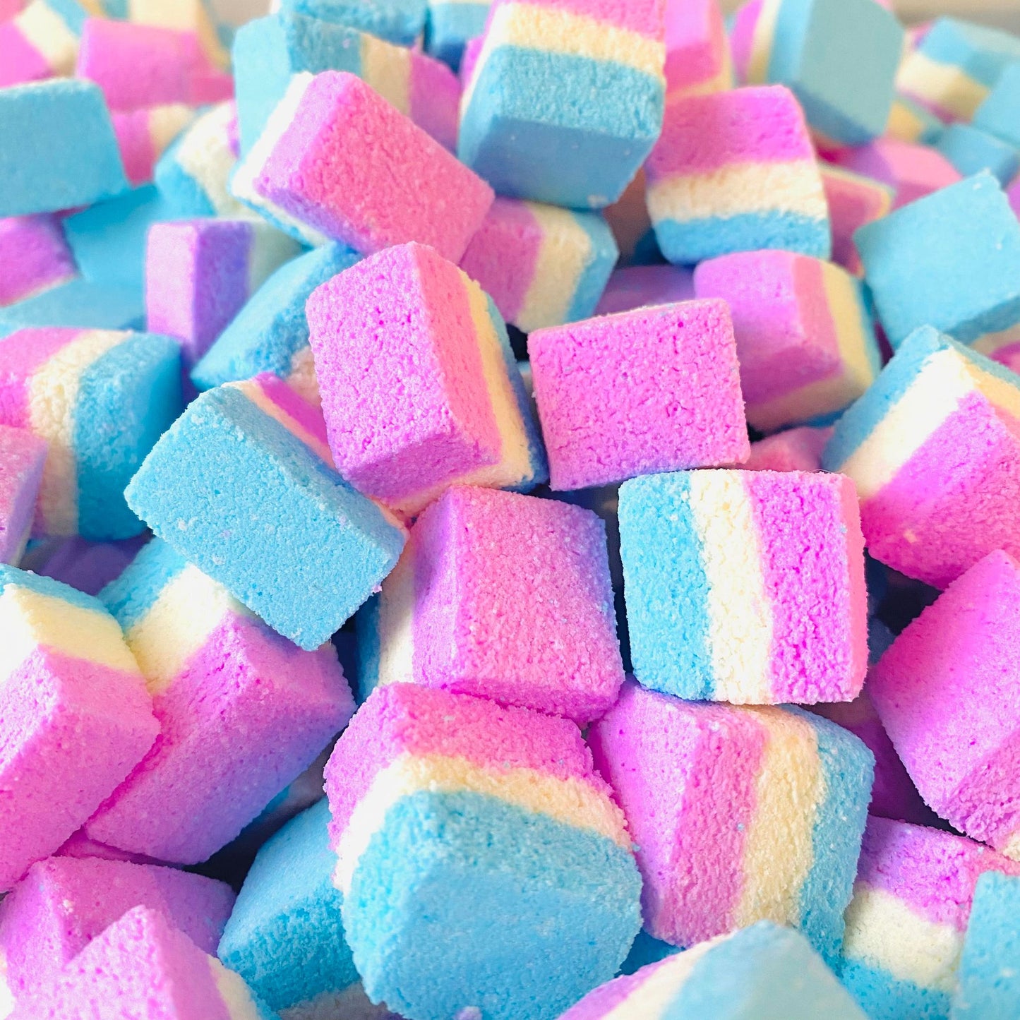 250g Marshmallow Bath Cubes Unbranded