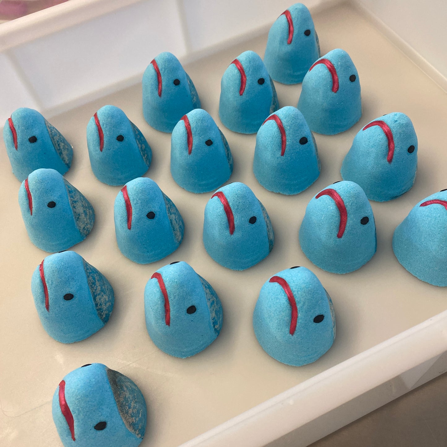 Shark Attack Bath Bomb With Hidden Red Embeds